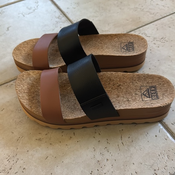 Reef sandal - Picture 2 of 4
